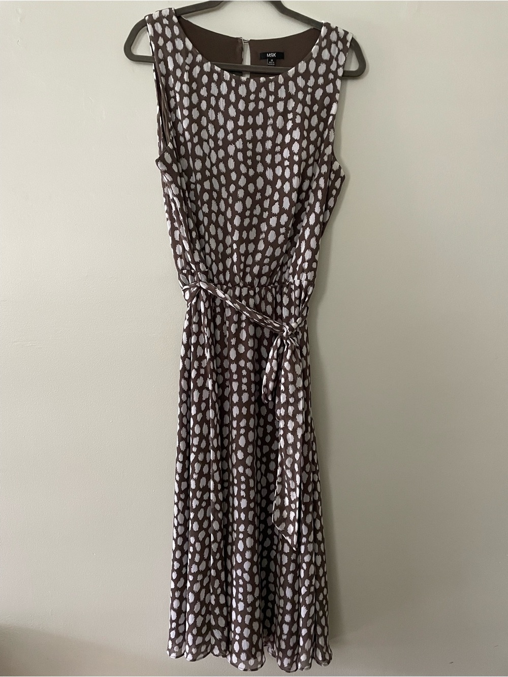 MSK Brown and White Printed Sleeveless Tie-Waist Midi Dress
